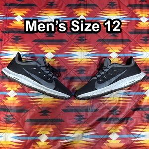 Nike Quest 2 SE Mens Size 12 Athletic Running Shoes Black Gray CJ6185-002